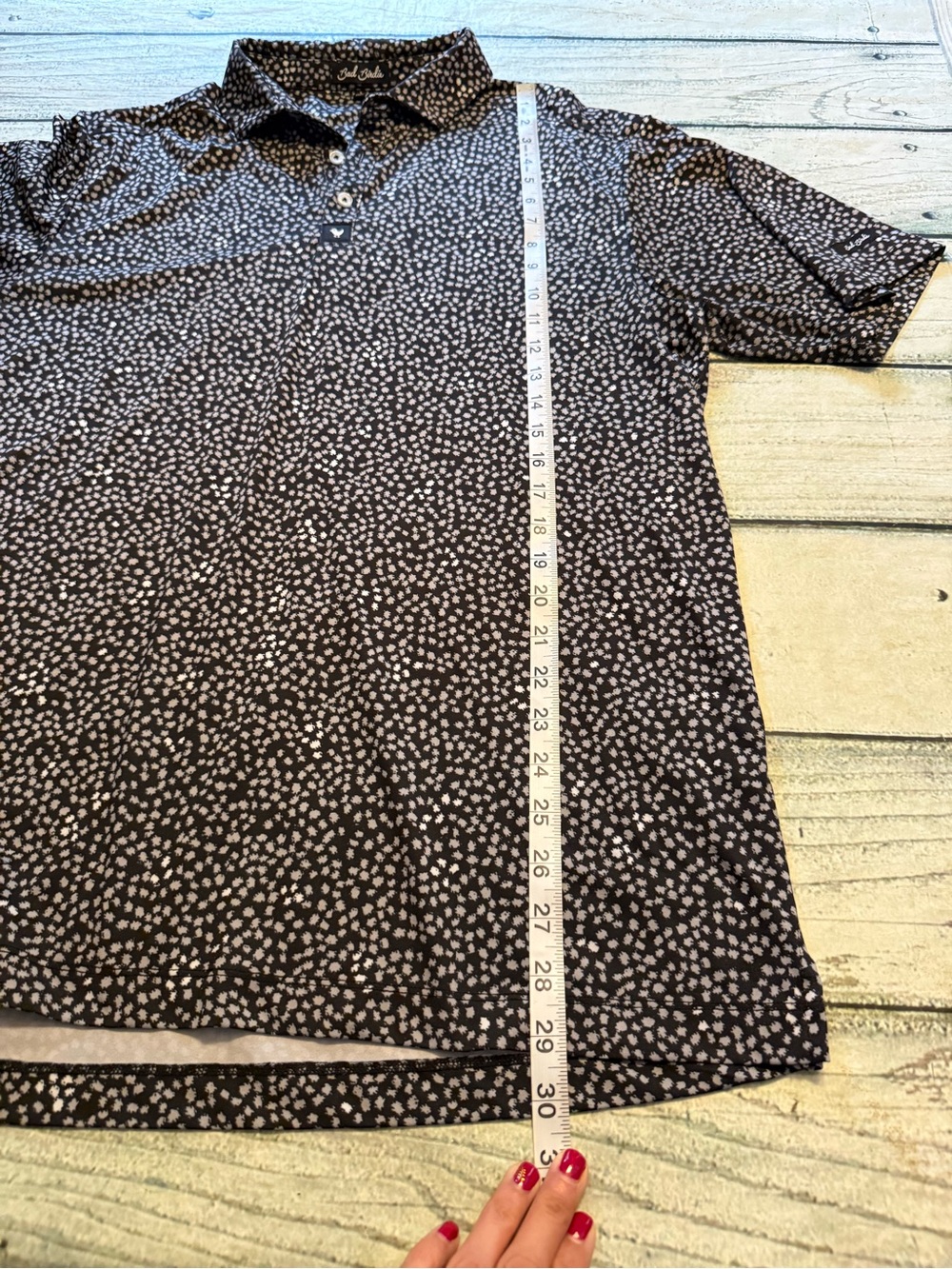 Bad Birdie black pattern active wear polo
Short sleeve shirt. L (rose on sleeve) - Picture 8 of 8